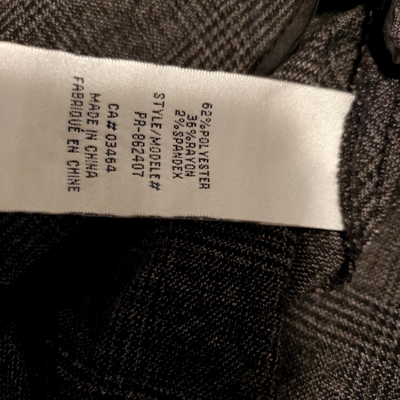 ⭐ 3/$20 Rickis Pencil skirt with lace trim. - Picture 6 of 7